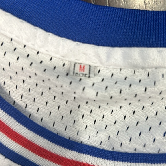 Tune Squad Jersey Bugs Bunny - Picture 3 of 3